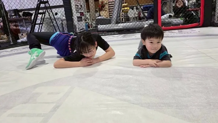 キャプテンみことちゃんピュアブレッドキッズレスリングご卒業お...