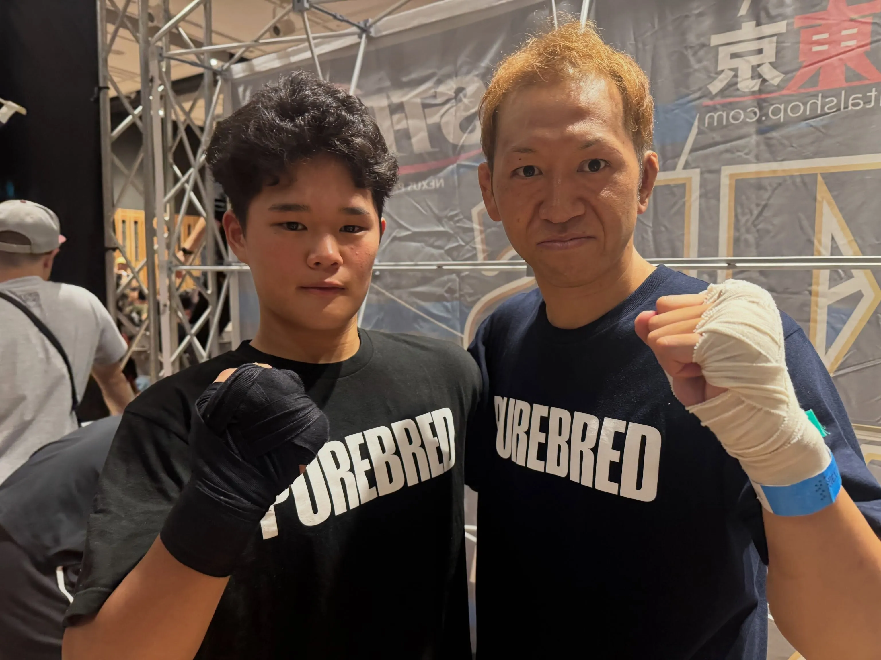 元々の格闘技経験はゼロ👌からピュアブレッドジムに入会して練習...