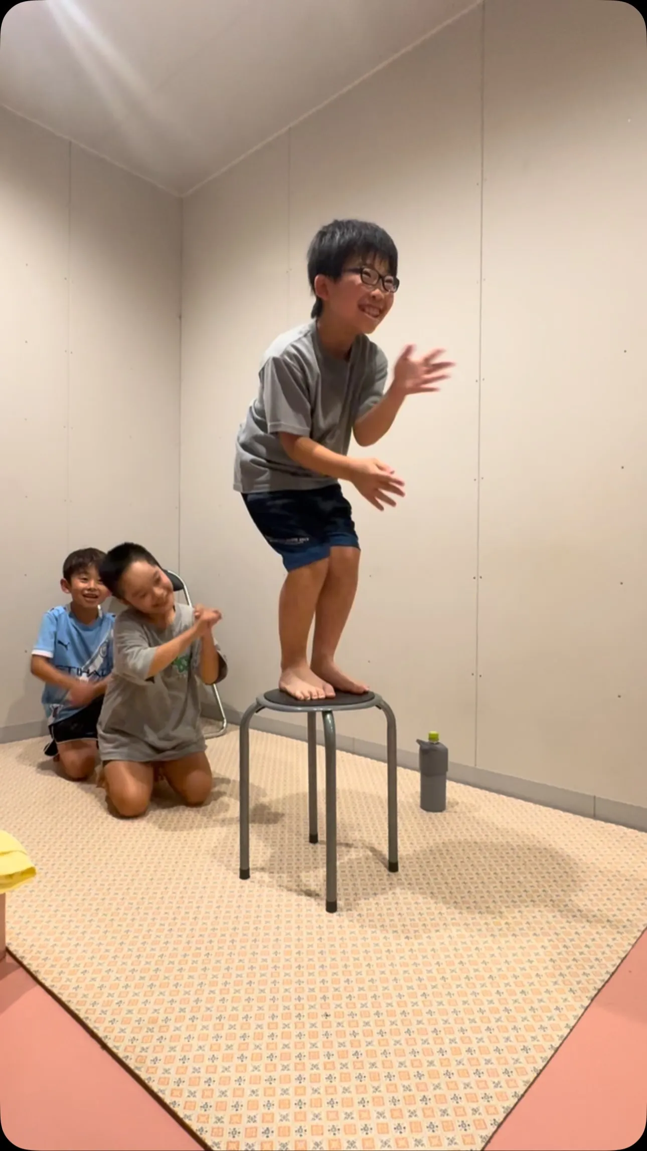 キッズキックボクシング休憩中